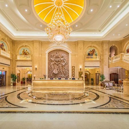Vienna International Hotel Yantai Changjiang Road Xingyi Square Branch Eksteriør billede